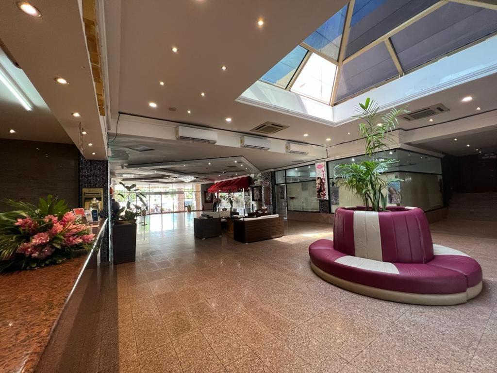 Ramada By Wyndham Princess Belize City Exterior photo